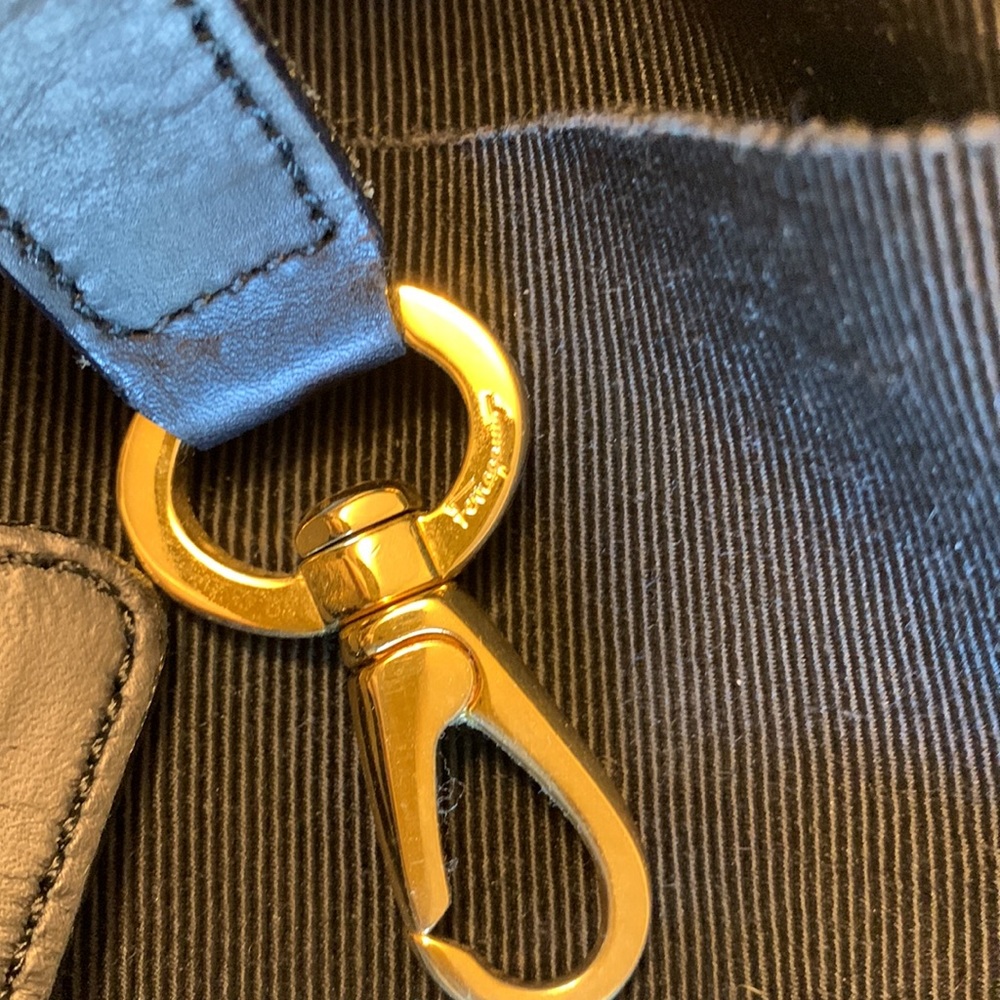 Salvatore Ferragamo 2 way bag - Picture 15 of 16